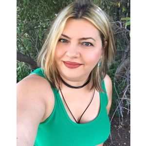 Meet your Posher, Pelin